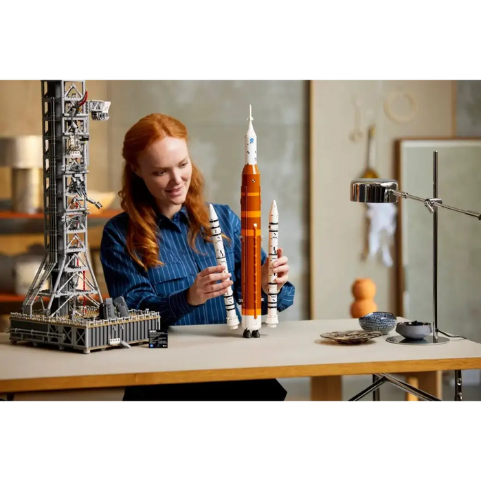 LEGO ICONS 10341 NASA Artemis Space Launch System - LEGOKLO-LEG<<<Construction setKLO<<<ActionPL