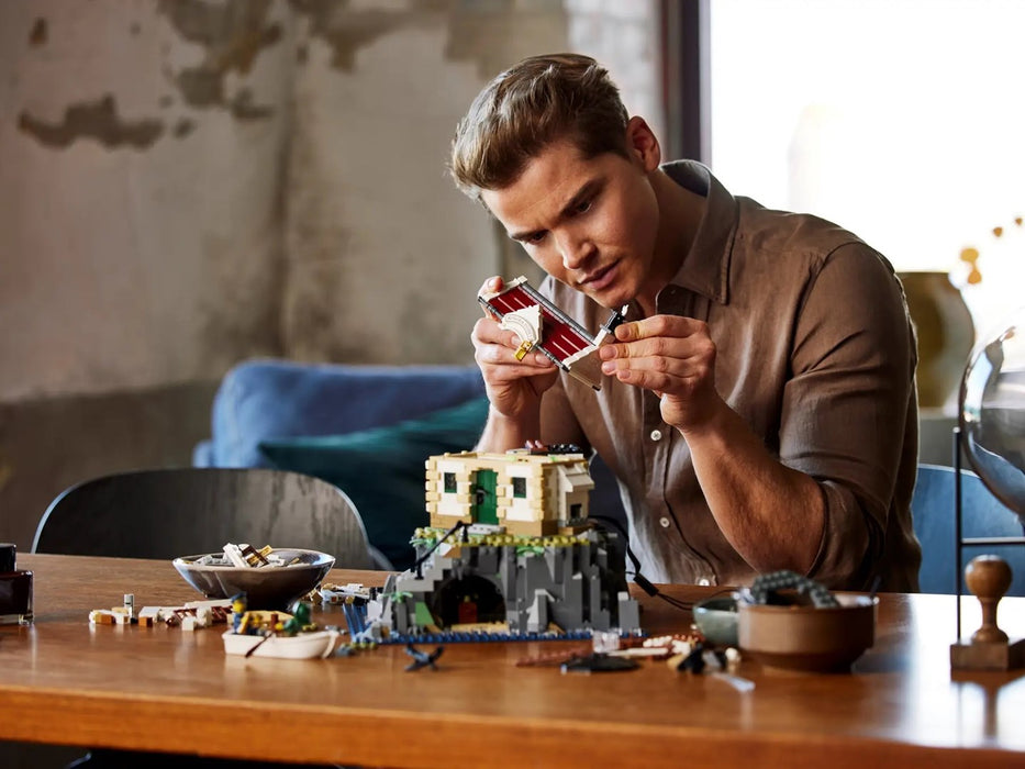 LEGO IDEAS 21335 MOTORIZED LIGHTHOUSE