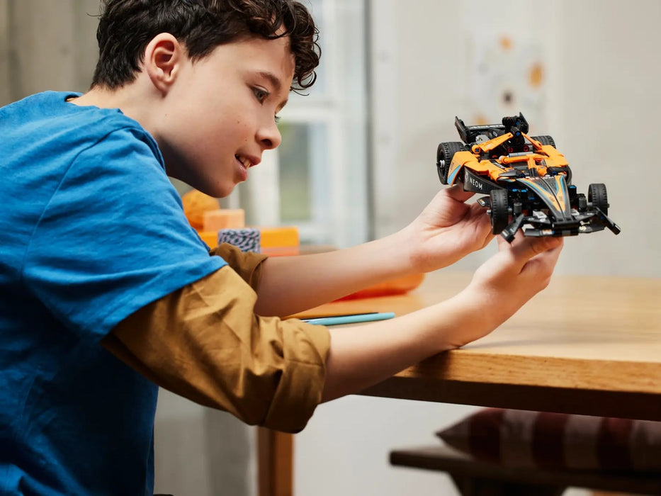 LEGO Technic - NEOM McLaren Formula E Race Car - 42169