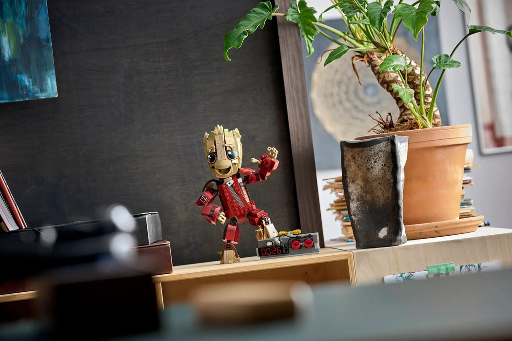 LEGO MARVEL 76341 Ravager Jumpsuit Groot