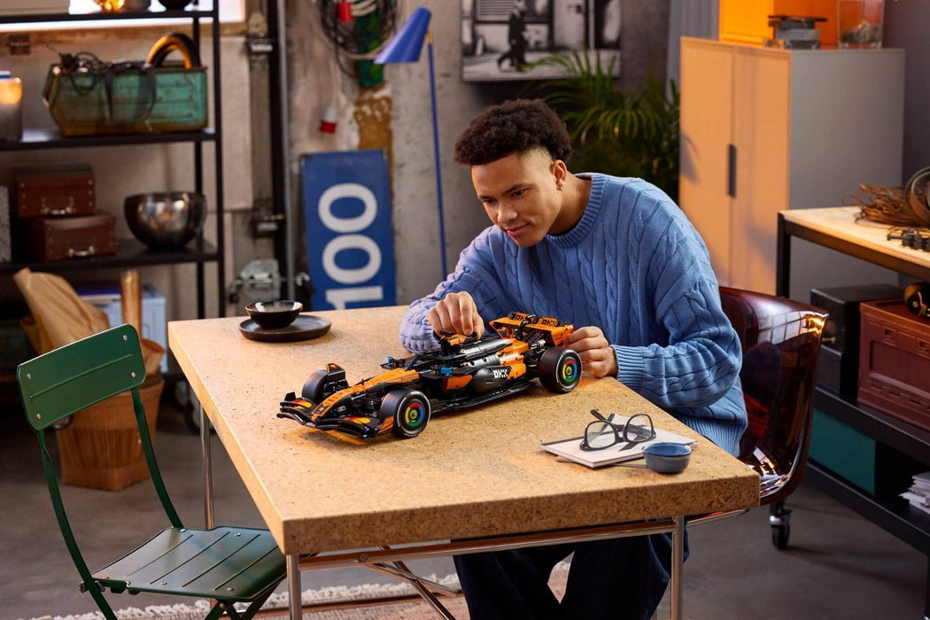LEGO TECHNIC 42228 McLaren MCL39 F1 Car
