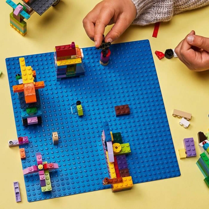 Construction set Lego Classic 11025 Blue