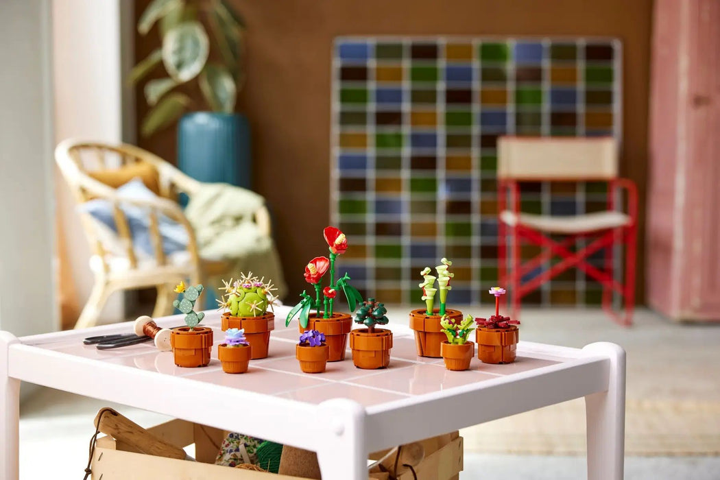 LEGO Icons - Tiny Plants - 10329