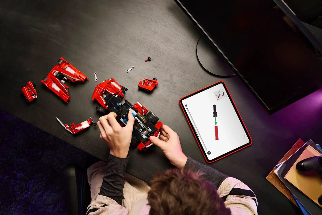 Constructor LEGO Technic - Ferrari FXX K (42212)