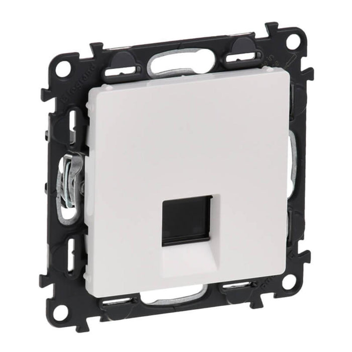 SOCKET INTERNET RJ45 WHITE VALENA