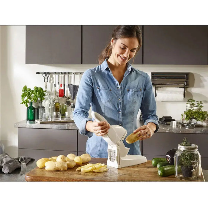 LEIFHEIT 03206 POTATO CUTTING PRESS - Съдове за готвене<<<Домашни потреби<<<Кухня<<<Praktiker&&&SlicersAGD-KRA<<<Home