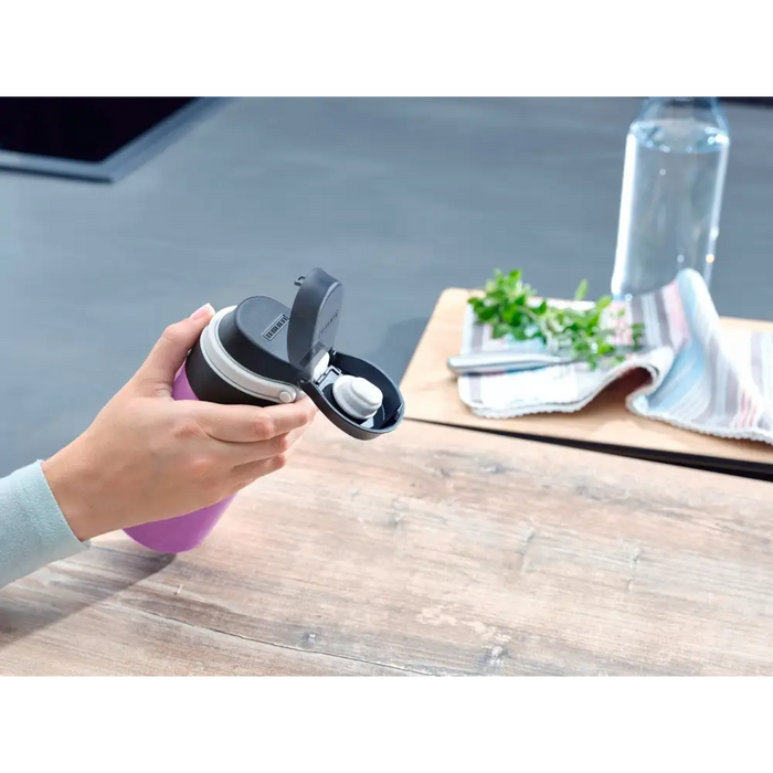 Leifheit Thermal mug Flip 350 ml Purple - Flasks & thermal mugsAGD-TKT<<<Home Appliance - ProductsAGD<<<ActionPL
