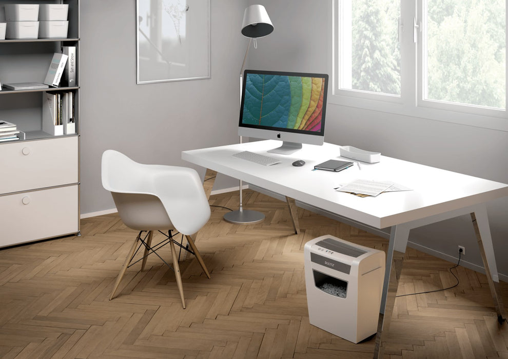 Leitz IQ Home Office P-4 paper shredder Particle-cut shredding 22 cm White