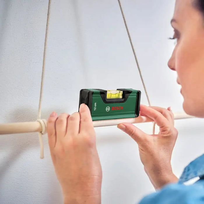 LEVEL 12 CM BOSCH - Измервателни инструменти<<<Ръчни инструменти<<<Инструменти и железария<<<Praktiker&&&Почистване