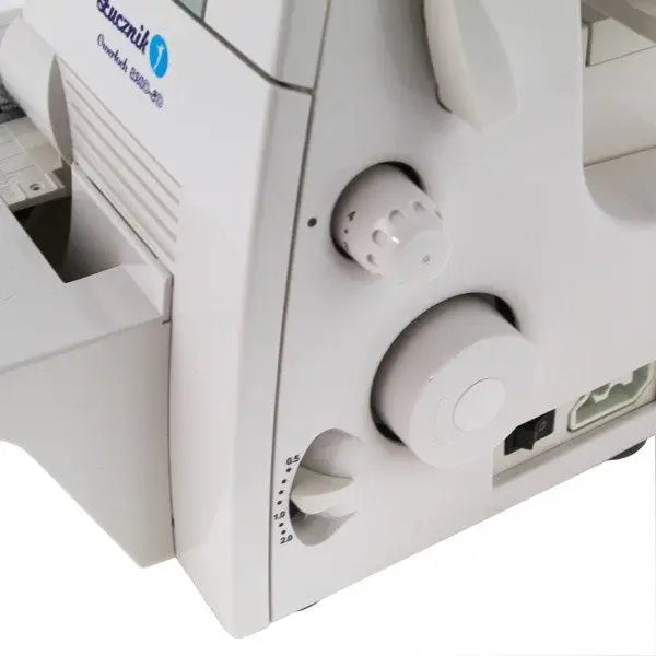 ŁUCZNIK OVERLOCK 820D-3 - Sewing machinesAGD-MSZ<<<Home Appliance - ProductsAGD<<<ActionPL