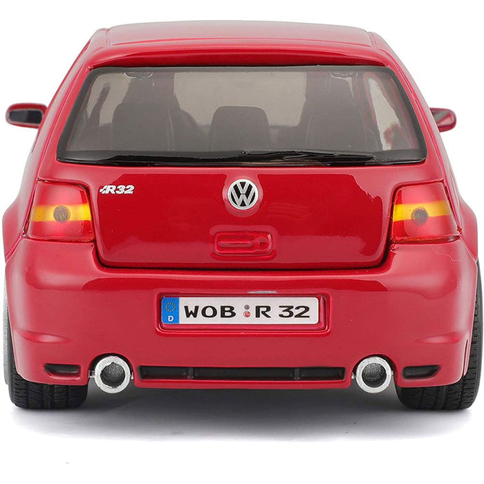 Метална количка Maisto Special Edition - Volkswagen Golf R32, 1:24, червена