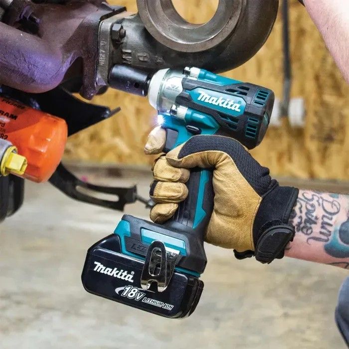 CORDLESS IMPACT WRENCH MAKITA DTW301Z 18 V, 330.00 nm, WITHOUT BATTERY AND CHARGER
