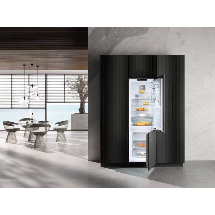 Built-in refrigerator with freezer MIELE KFN 7734 B , 253 l, B , Yes