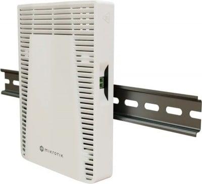 Switch MikroTik -CRS304-4XG-IN, 1 x Gigabit Ethernet ports, 4 x 10G, PoE in:802.3af/at