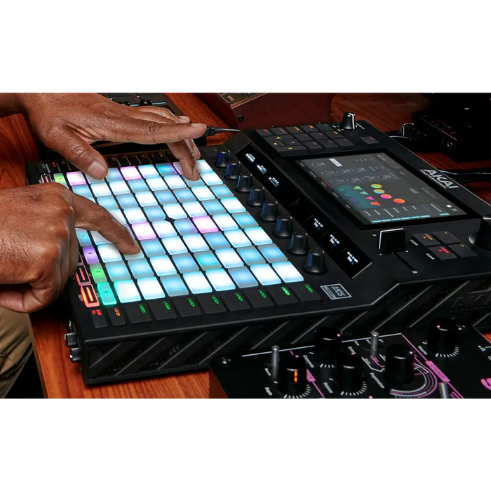 Mixing Console Akai FORCE - MIDIIKL-MID<<<TastaturenIKL<<<ActionPL&&&Електроника Звук<<<Компютри|
