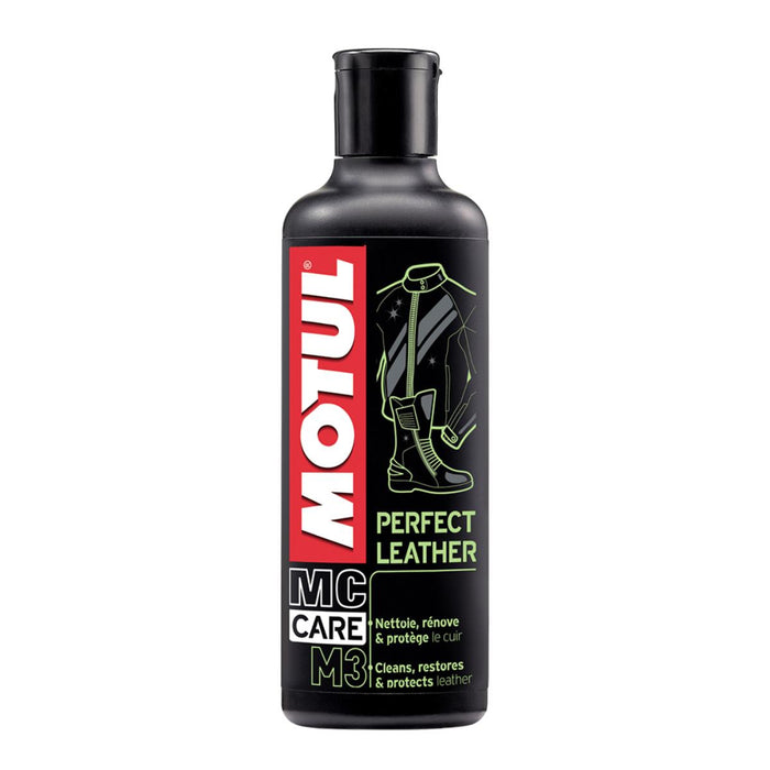 MOTUL CLEANS AND NOURISHES SKIN