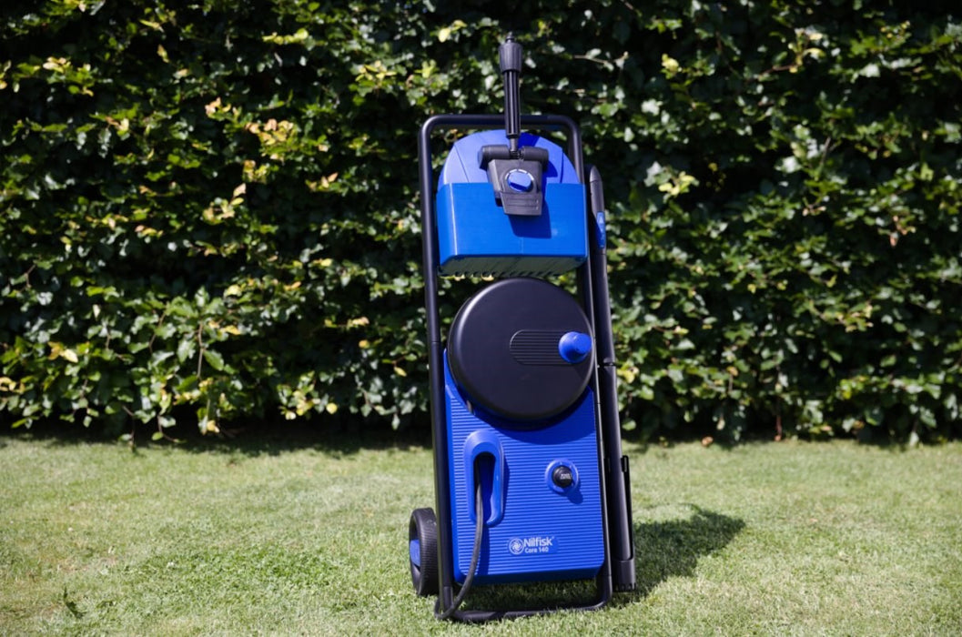 Nilfisk Core 140-8 PowerControl In-Hand PAD EU pressure washer Upright Electric 474 l/h 1800 W Blue