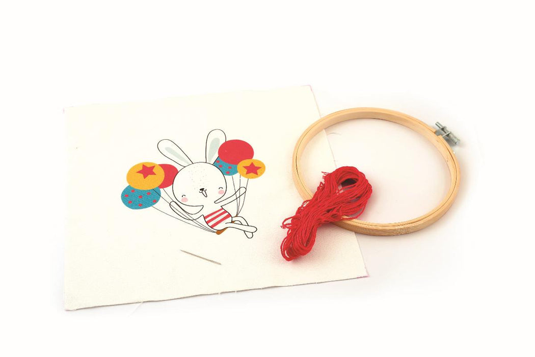 EMBROIDERY KIT Φ15CM FLYING RABBIT
