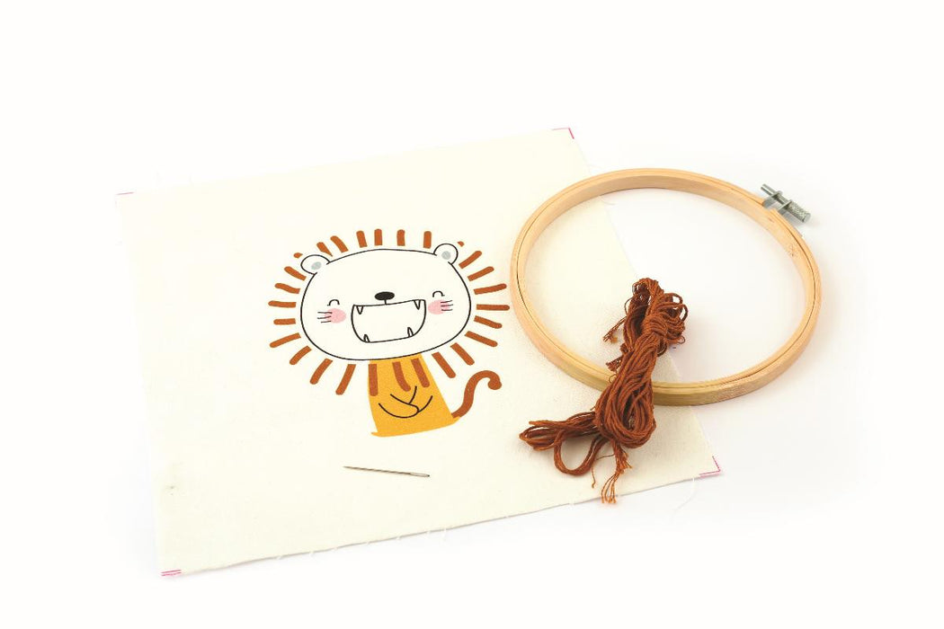 EMBROIDERY KIT Φ15CM LION