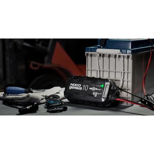 NOCO GENIUS10 EU 10A Battery charger for 6V/12V batteries with maintenance and desulphurisation function