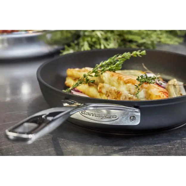 Non-stick frying pan DEMEYERE ALU PRO 5 40851-024-0 - 24 CM - Non-electric pots / pansAGD-GAR<<<Home Appliance