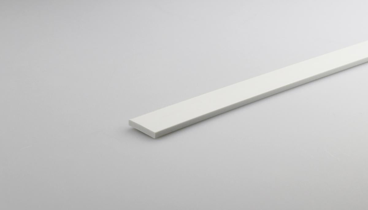 PVC STRAIGHT PROFILE 24X2.5MM/1M WHITE