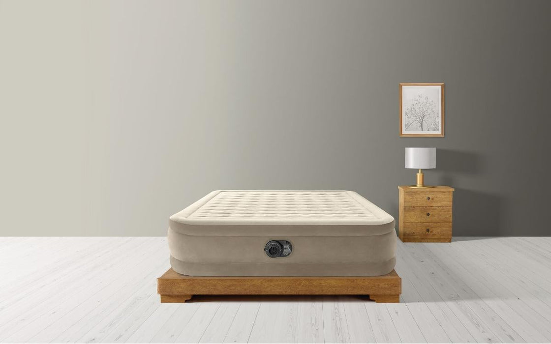 INFLATABLE MATTRESS QUEEN ULTRA 152X203CM