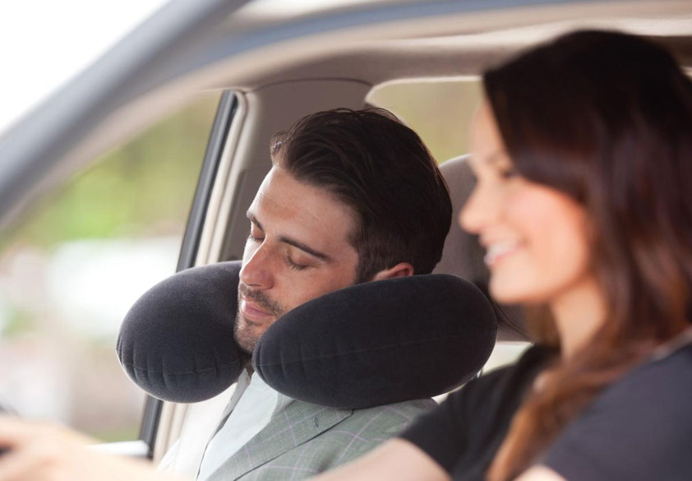 TOURIST PILLOW