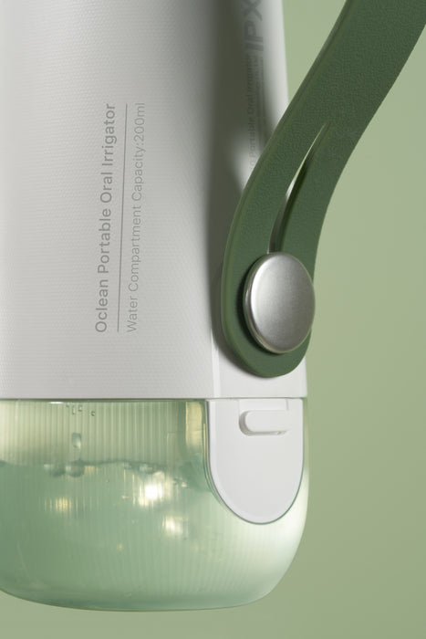 Oclean W10 dental irrigator, 5 modes, 2 nozzles, 200 ml, 1400 pulses per minute, IPX7, Green