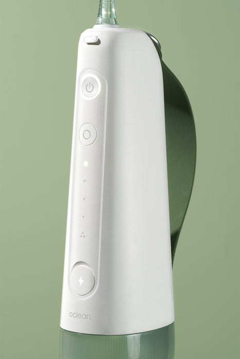 Oclean W10 dental irrigator, 5 modes, 2 nozzles, 200 ml, 1400 pulses per minute, IPX7, Green