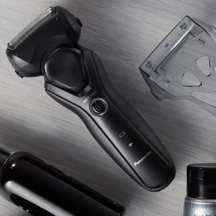 Panasonic ES-RT37-K503 shaver