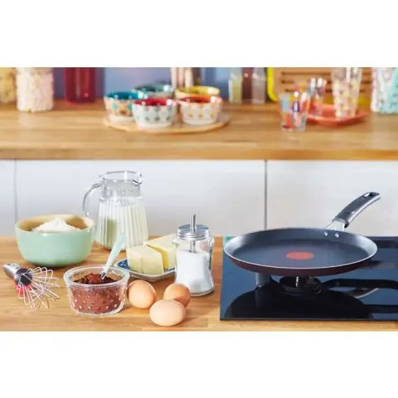 Pancake pan TEFAL Simple Cook 25 cm B5561053 - Домакински съдове<<<Уреди за кухня<<<Малки електроуреди<<<TechnoMix