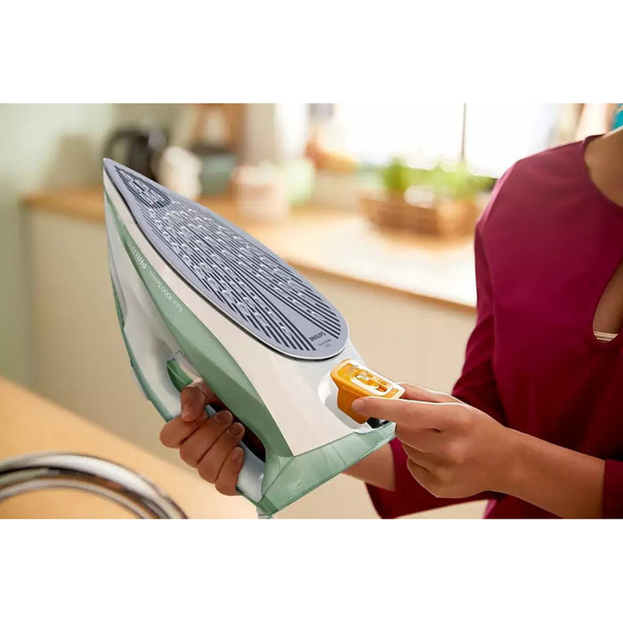 Iron PHILIPS DST7012/70