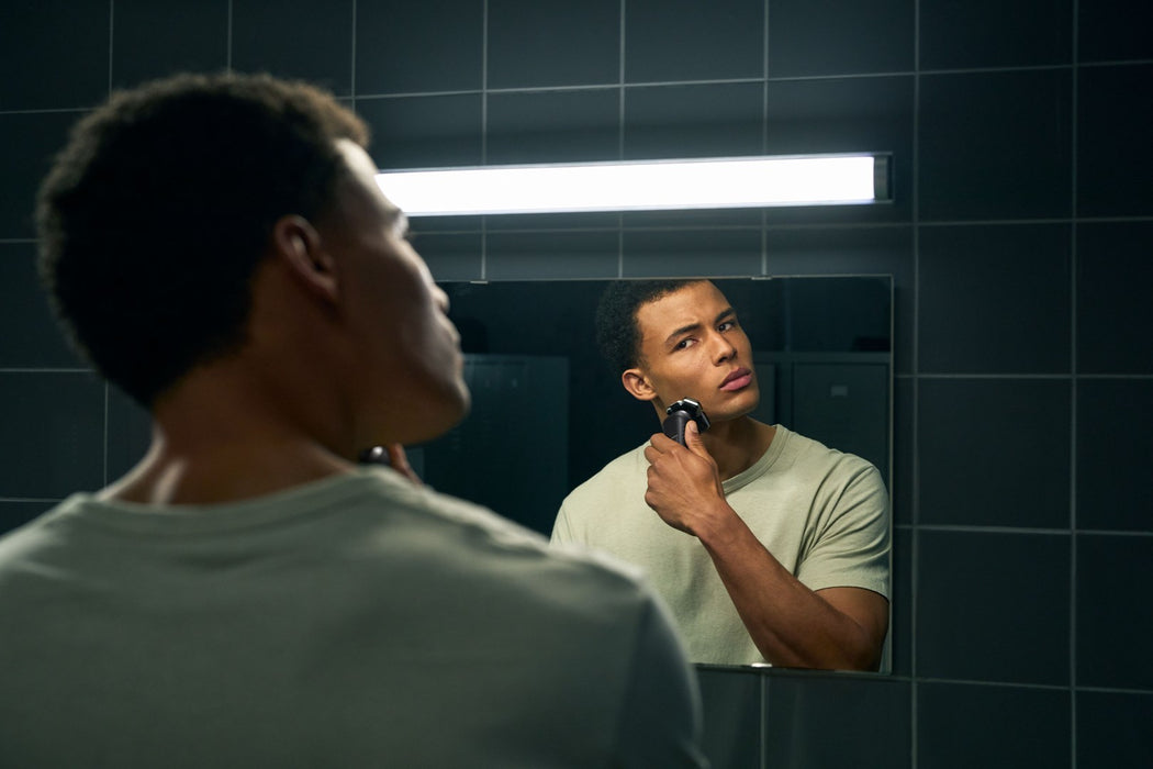 Philips SHAVER Series 5000 S5887/50 Wet and dry electric shaver with 3 accessories