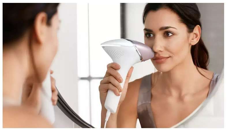 Photoepilator PHILIPS Lumea Prestige BRI947/00