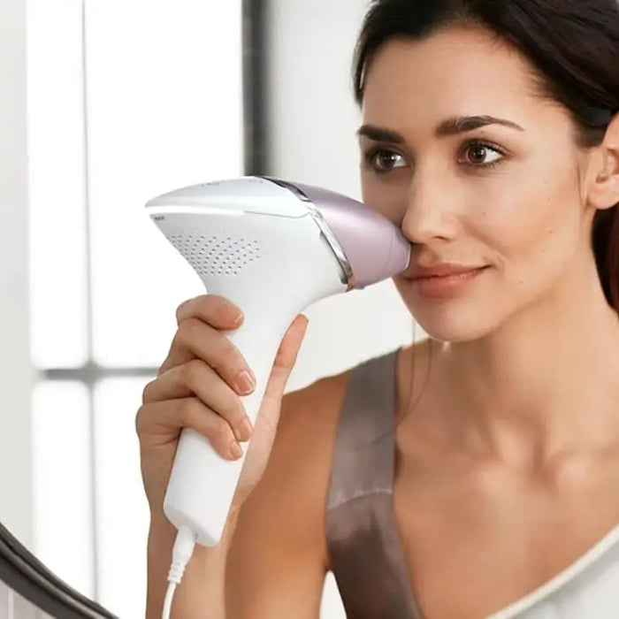 Photoepilator Philips BRI947/00 Lumea - Фотоепилатори<<<Грижа за тялото<<<Персонална грижа<<<ZoraSite