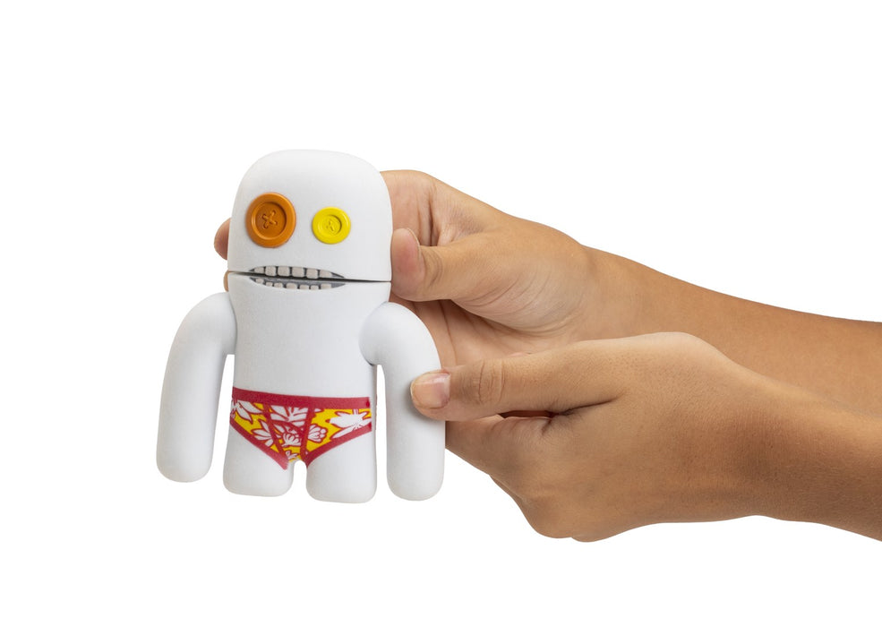 FUGGLER S1 FEATURE FIGURES 11,5 CM - SASQUOOSH WHITE