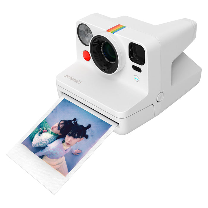 POLAROID NOW+ GEN 3 WHITE BUNDLE instant camera