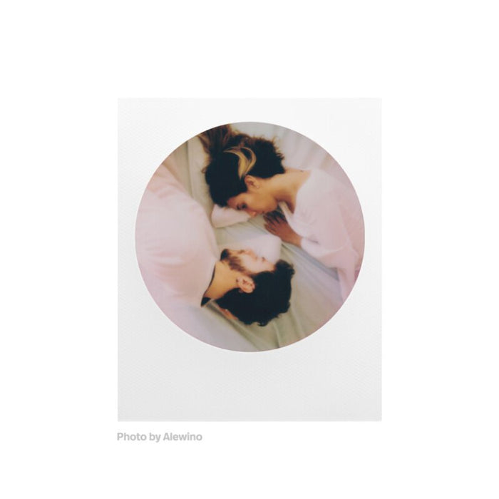 Photo accessory Polaroid Color Film for 600 - Round Frame 006021