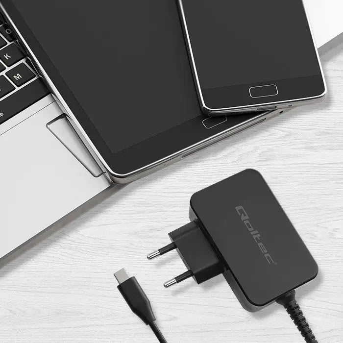 Qoltec 52386 GaN POWER PRO charger | 1xUSB-C | 65W | 5-20V | 3-3.25A | Black - ChargersLAD-SIC<<<Power supplies