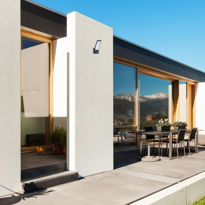 PALANGA 10W LED OUTDOOR WALL WITH SENSOR