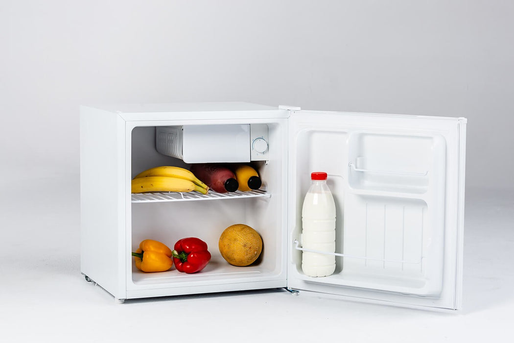 Ravanson LKK-50 combi-fridge Freestanding White