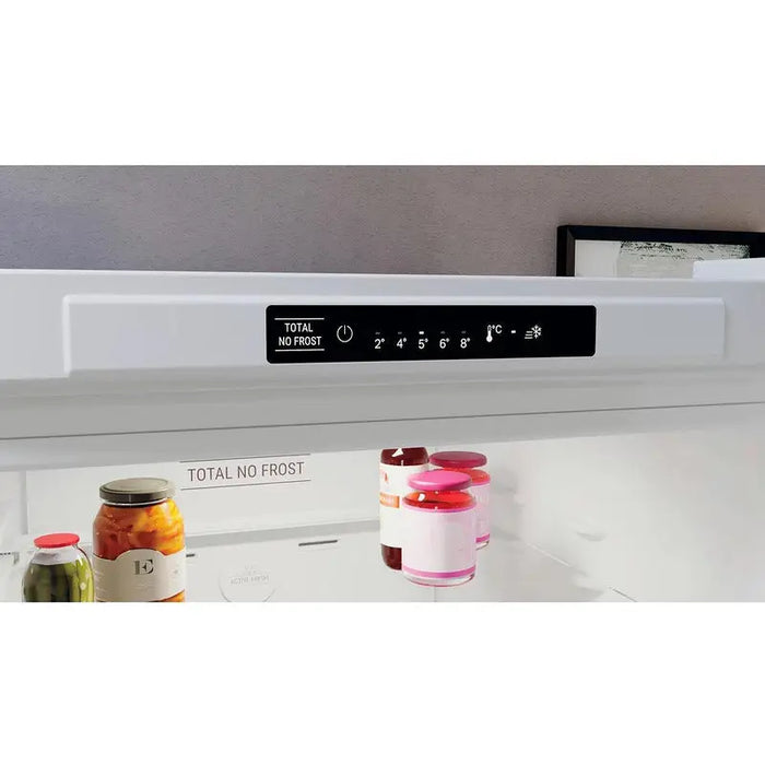Refrigerator with freezer Hotpoint-Ariston HAFC8 TIA22W*** 335 l E No Frost White - Хладилници с