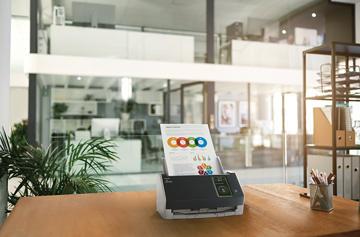 Document scanner Ricoh Fi-8040, 40 ppm, 80 ipm, ADF 50 sheets, 4.3" touch, USB 3.2, LAN