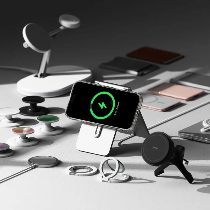 Ringke Fusion MagSafe iPhone 16 Pro Case - Clear - Cell phone cases and covers<<<HurtelXML&&&iPhone 16