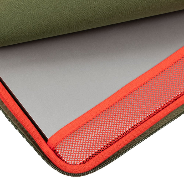 Rivacase 5221 39.6 cm (15.6") Sleeve case Khaki