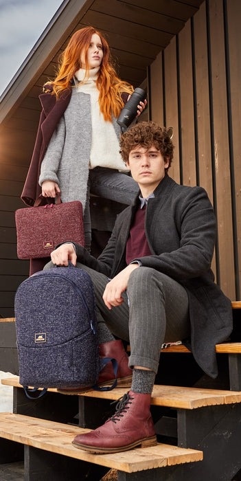Rivacase 7913 35.6 cm (14") Sleeve case Burgundy