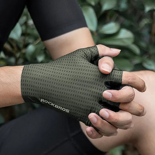 Rockbros Breathable Short Finger Cycling Gloves Size: M - Green - Cycling gloves<<<HurtelXML