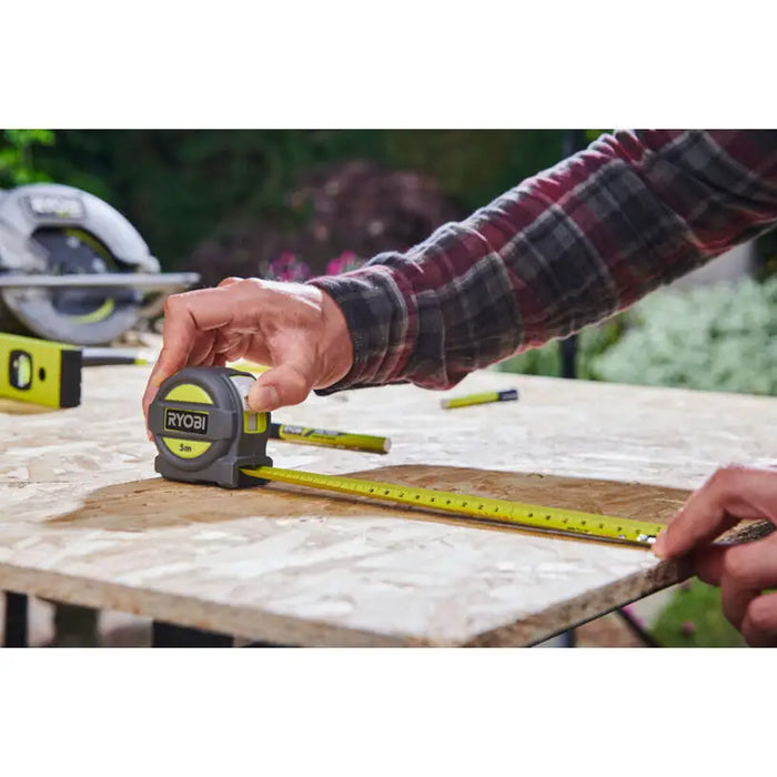 ROLLER 5M X 25MM RYOBI RTM5M - Измервателни инструменти<<<Ръчни инструменти<<<Инструменти и железария<<<Praktiker