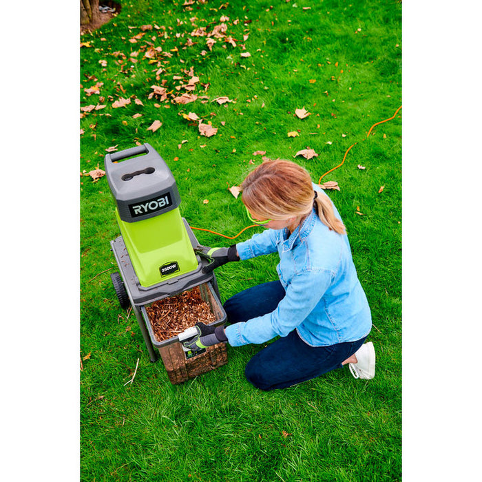RYOBI RSH2545B BRANCH CHIPPER 2500 W, MAX CUTTING DIAMETER 45 mm